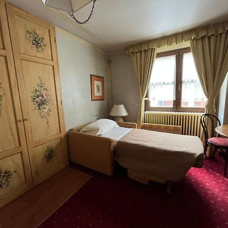 Hotel Posta R.T.A. Мадона ди Кампильо Екстериор снимка