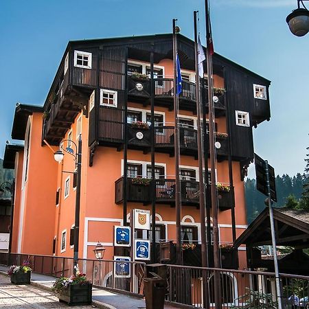 Hotel Posta R.T.A. Мадона ди Кампильо Екстериор снимка