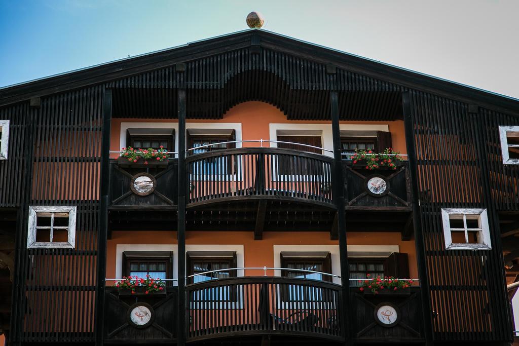 Hotel Posta R.T.A. Мадона ди Кампильо Екстериор снимка