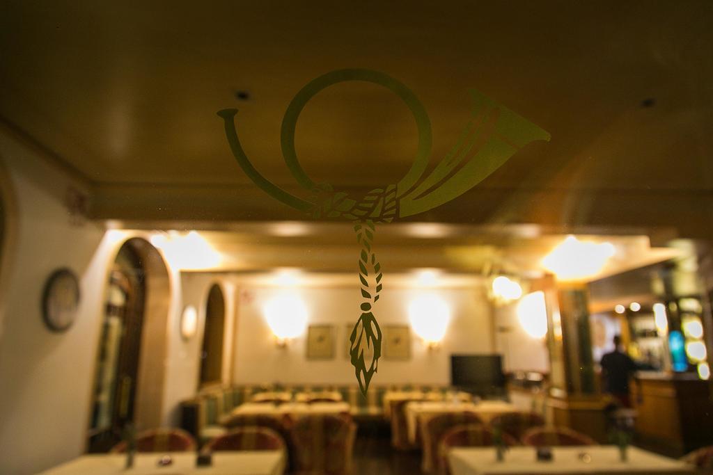 Hotel Posta R.T.A. Мадона ди Кампильо Екстериор снимка