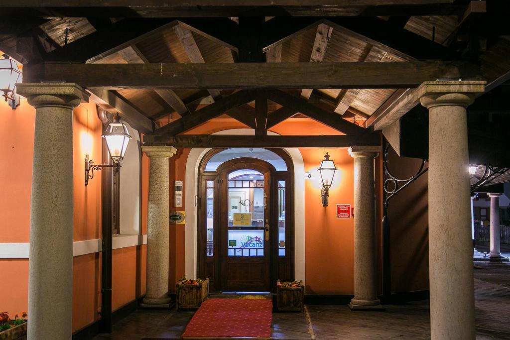 Hotel Posta R.T.A. Мадона ди Кампильо Екстериор снимка